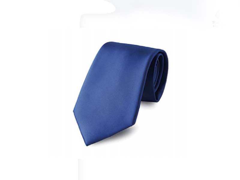 還在為西服如何配領帶而發愁嗎? 還在為西服如何配領帶而發愁嗎?